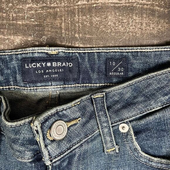 Lucky Brand Womens Size 10 30 Low Rise Boot Cut Jeans Blue Denim Medium Wash NWT - Picture 3 of 9